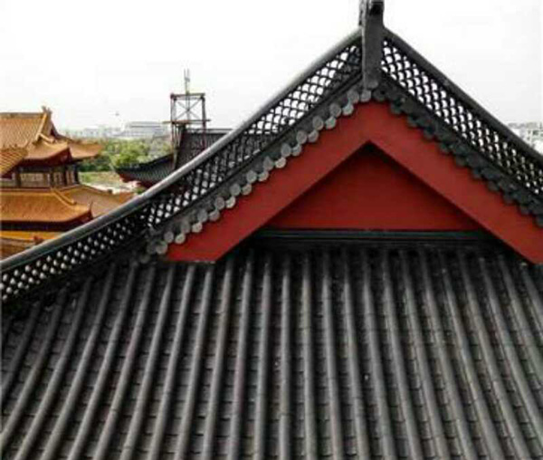 仿古筒瓦對環(huán)境友好的特點(diǎn)與優(yōu)勢